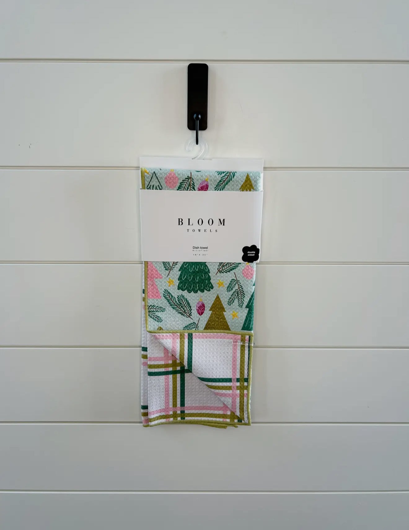 Sparkling Evergreen Bloom Kitchen Towel