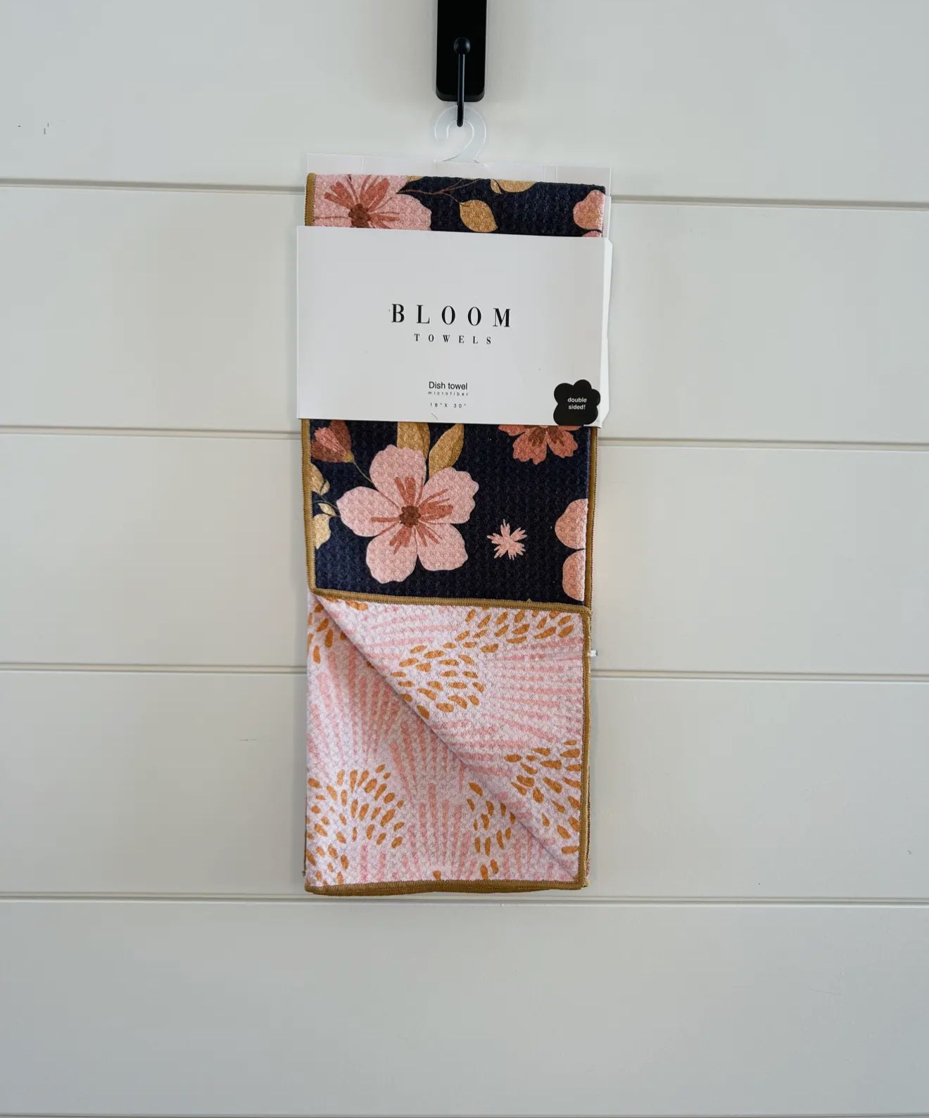 Chrysanthemum Bloom Kitchen Towel