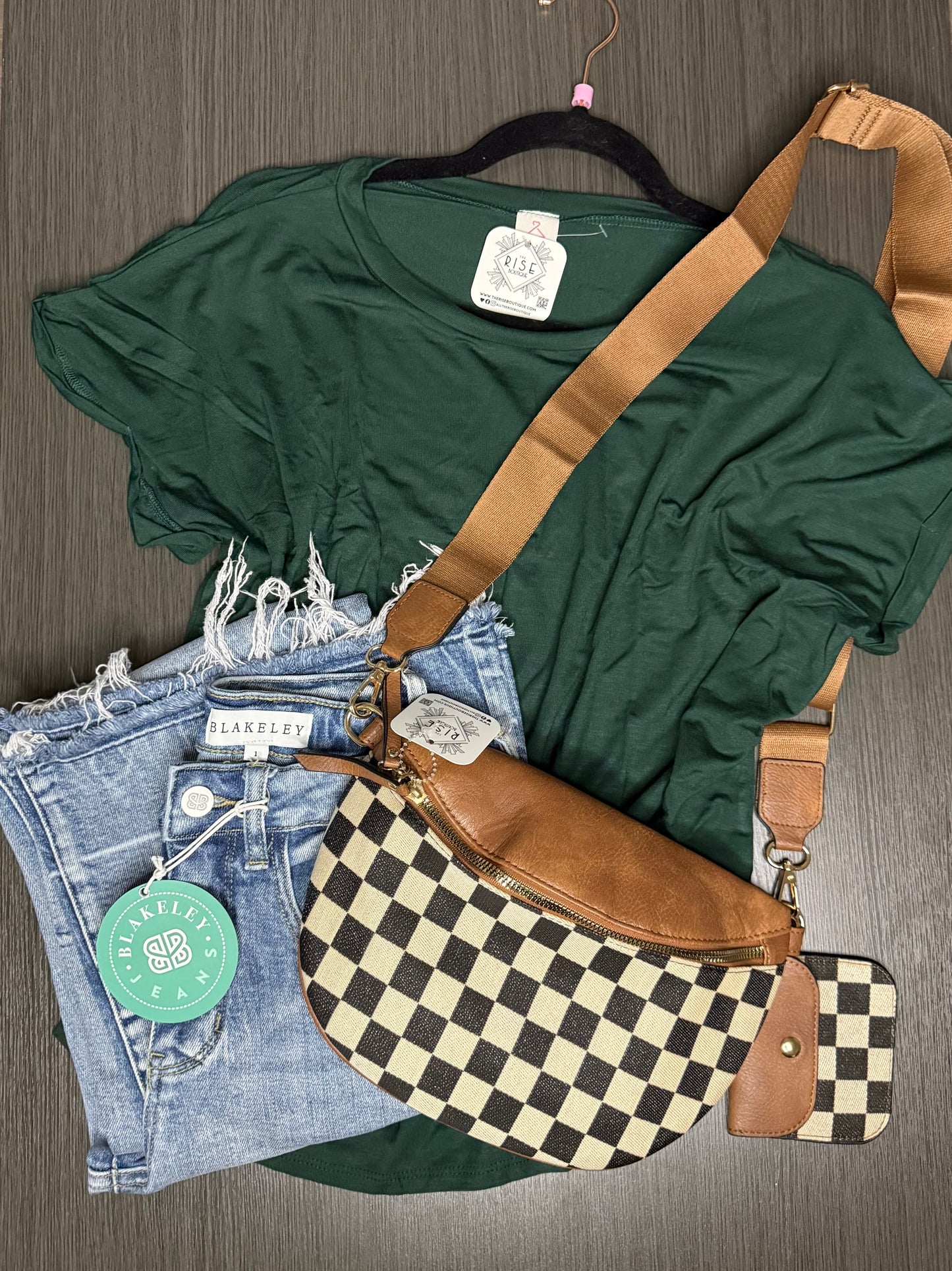 Checker Sling Bag w/pouch