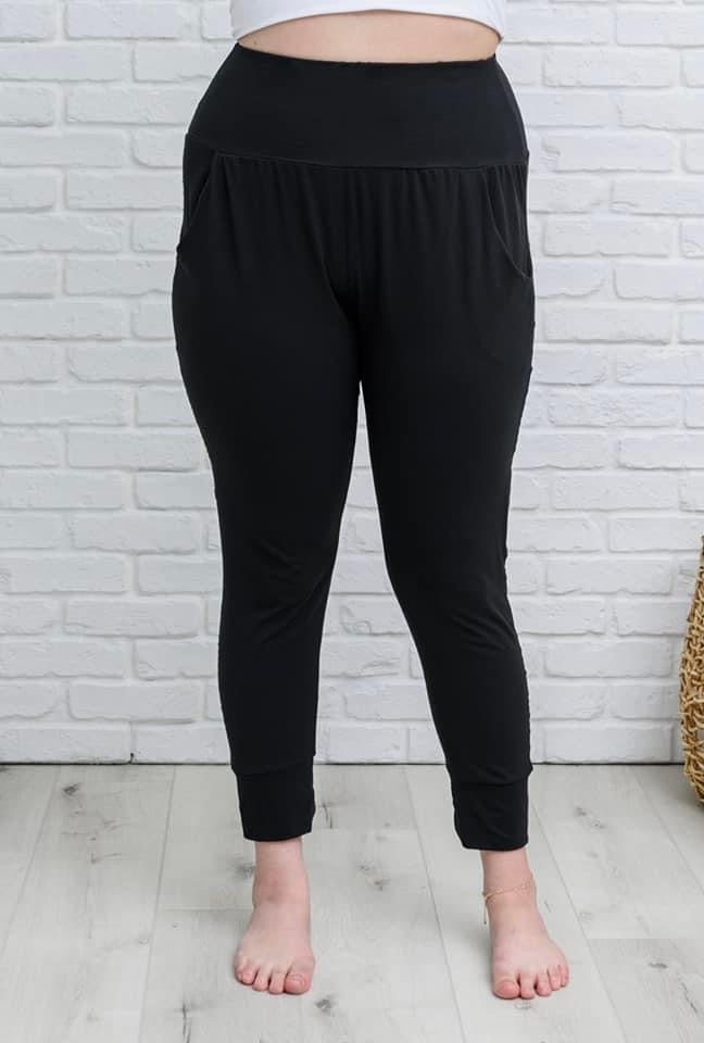 Anchored Arrows Full Length JOGGERS w/pockets in black