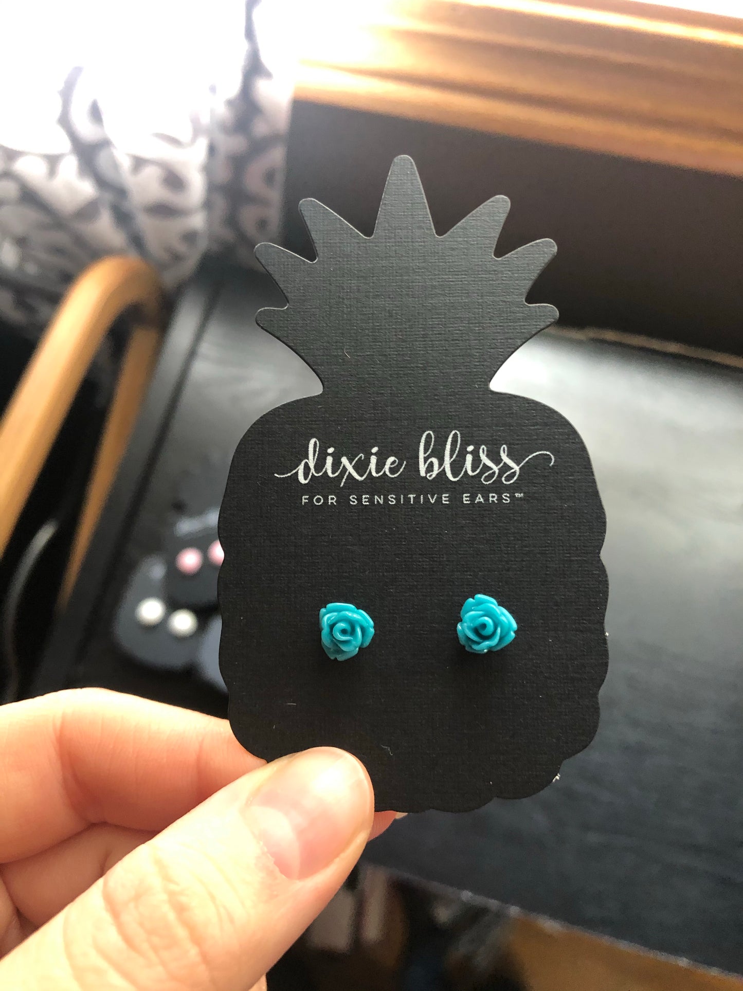 Mixed Flowers - Dixie Bliss - Single Stud Earrings