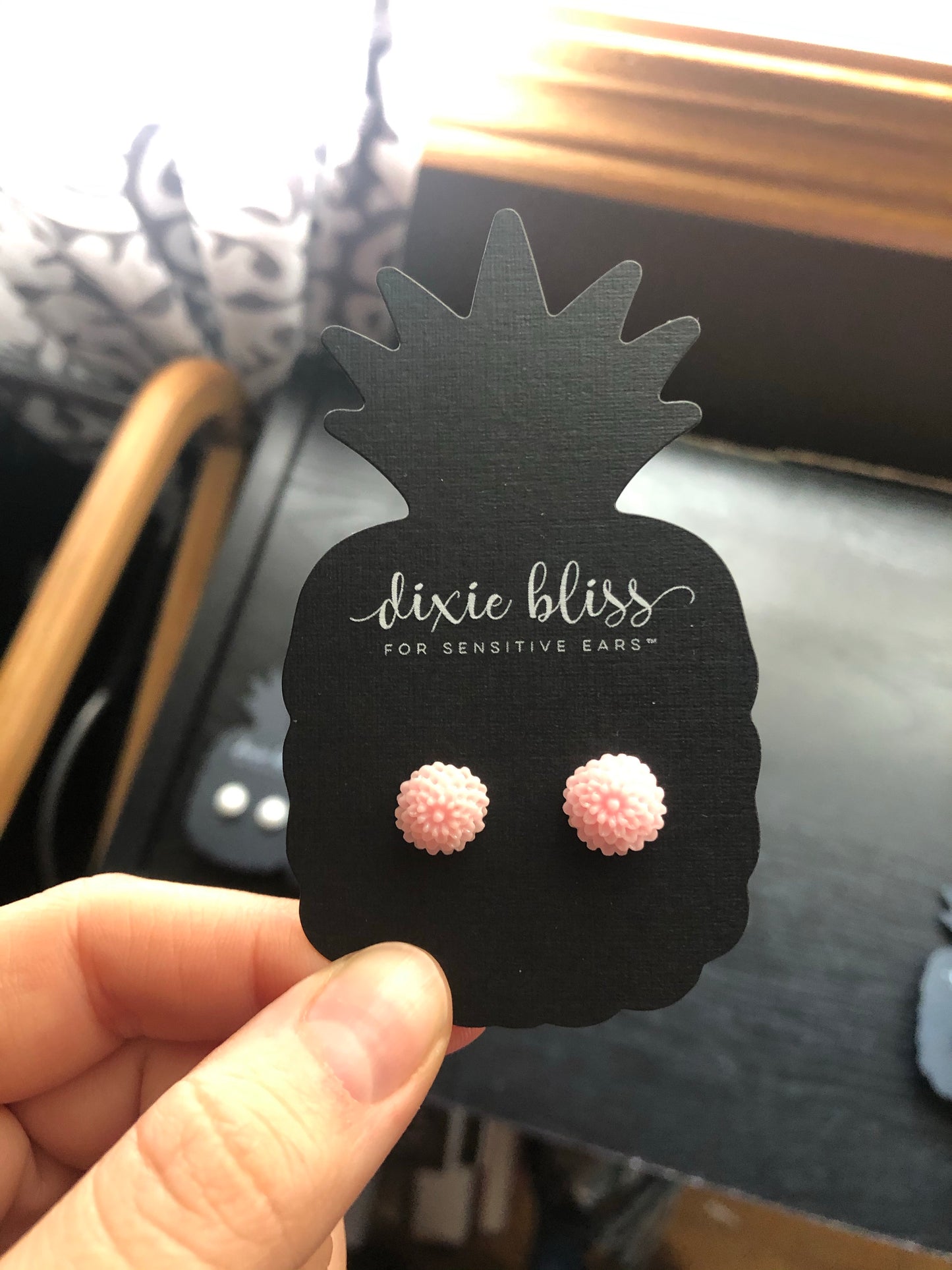 Mixed Flowers - Dixie Bliss - Single Stud Earrings