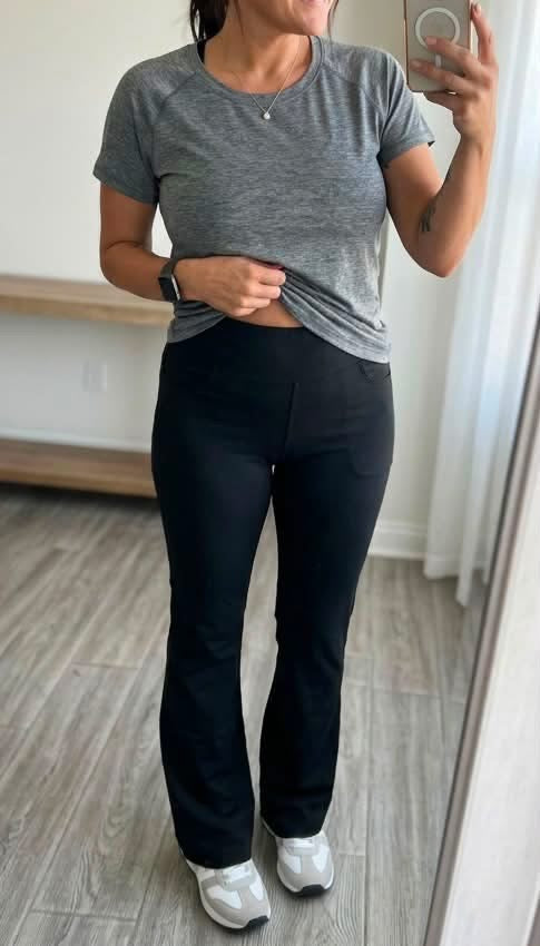 PRE-ORDER Anchored Arrows Yoga Pants in Black w/pockets