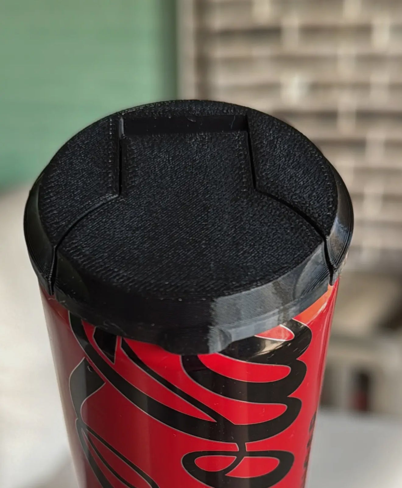 Skinny Can Holder w/Lid