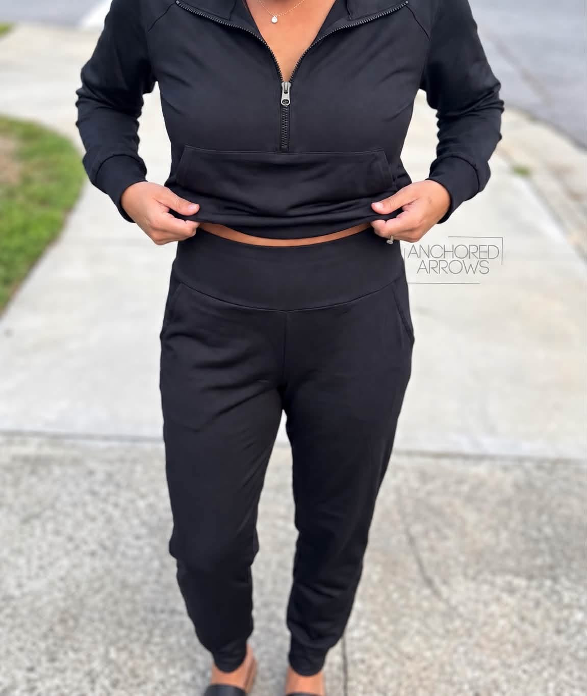 PRE-ORDER Anchored Arrows Everyday Ease 1/4 Zip