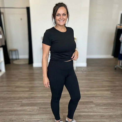 PRE-ORDER Anchored Arrows Classic Comfort Full Length Leggings in black w/pockets
