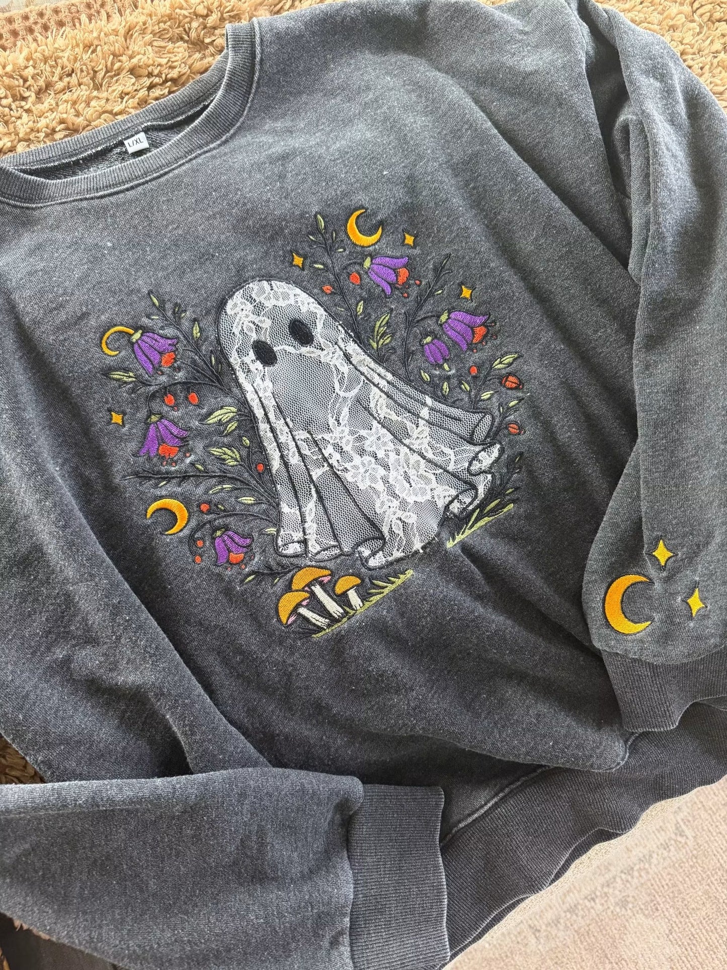 PREORDER - GHOST IN BLOOM PULLOVER