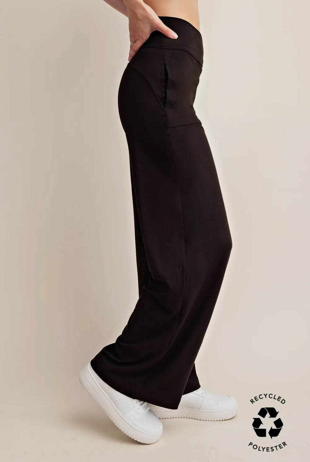 Rae Mode V-Waist Wide Pant in Black