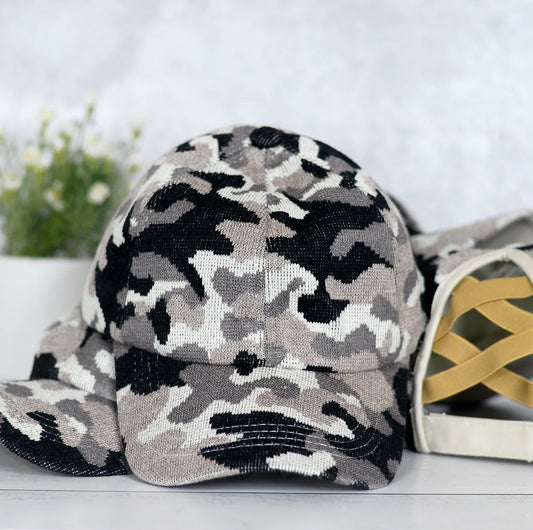 Camo Hat in Black