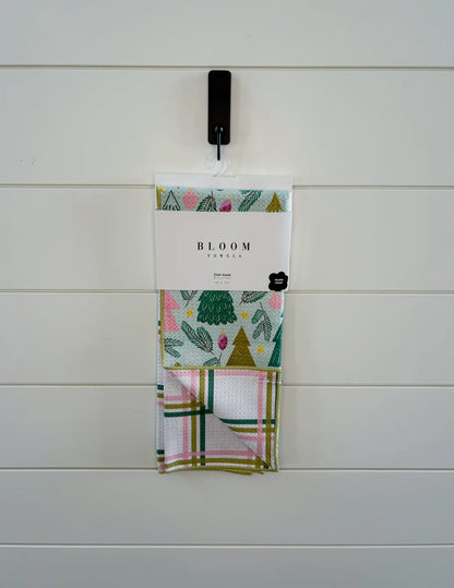 Sparkling Evergreen Bloom Kitchen Towel