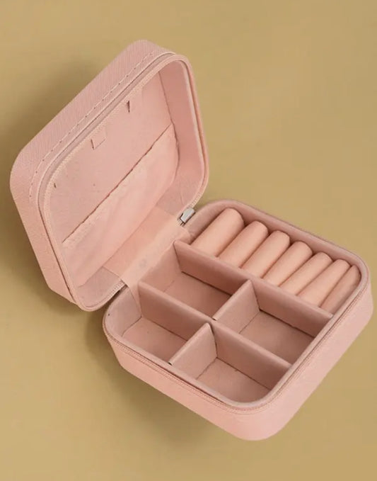 Jewelry Organizer Travel Box in light pink