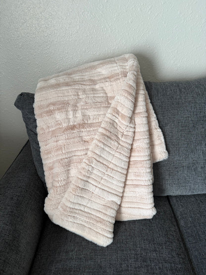 MEDIUM Premium Minky Blanket - Crystal Vienna