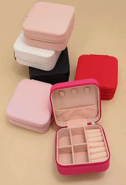 Jewelry Organizer Travel Box in light pink