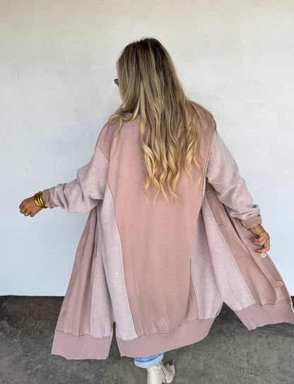 Desi Sweatshirt Cardigan in Taupe