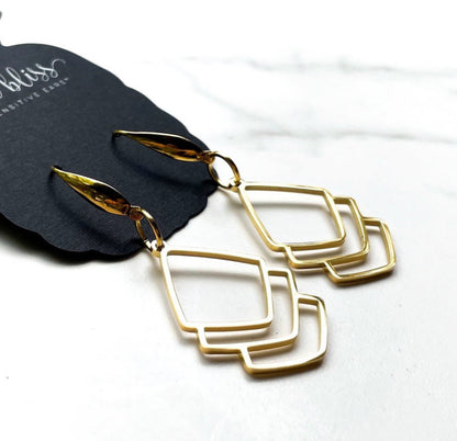 Sweet Belief in Gold - Dixie Bliss - Dangle Earring