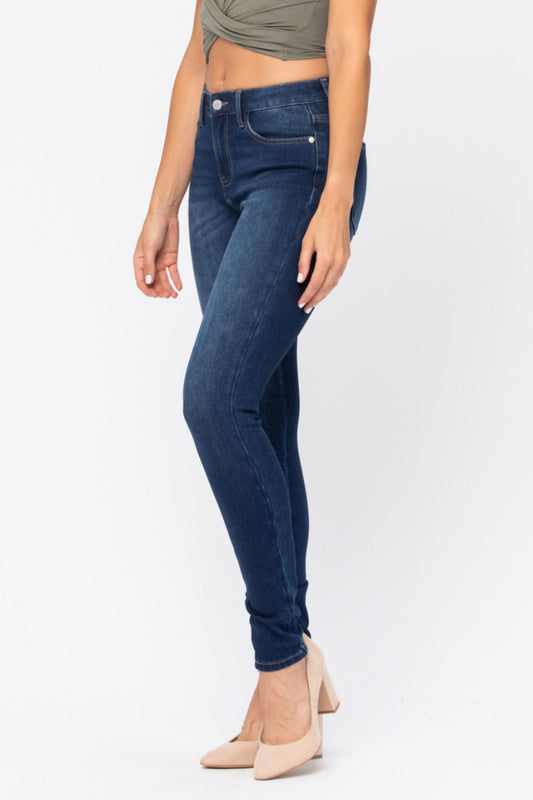 18W ONLY ThermaDenim - Dark Wash - Judy Blue Skinny Jeans