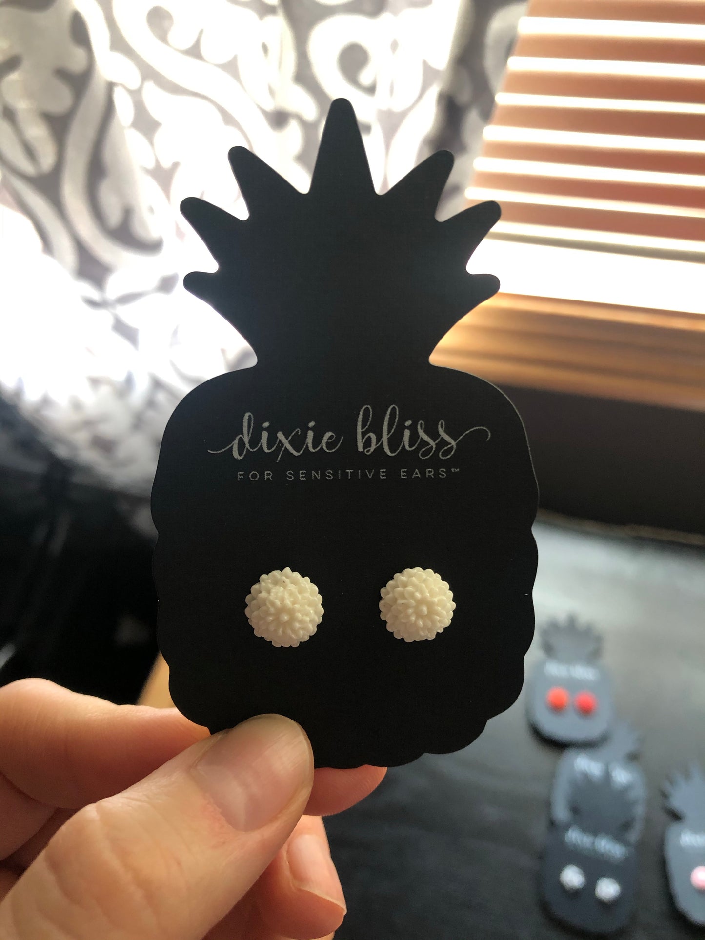 Mixed Flowers - Dixie Bliss - Single Stud Earrings