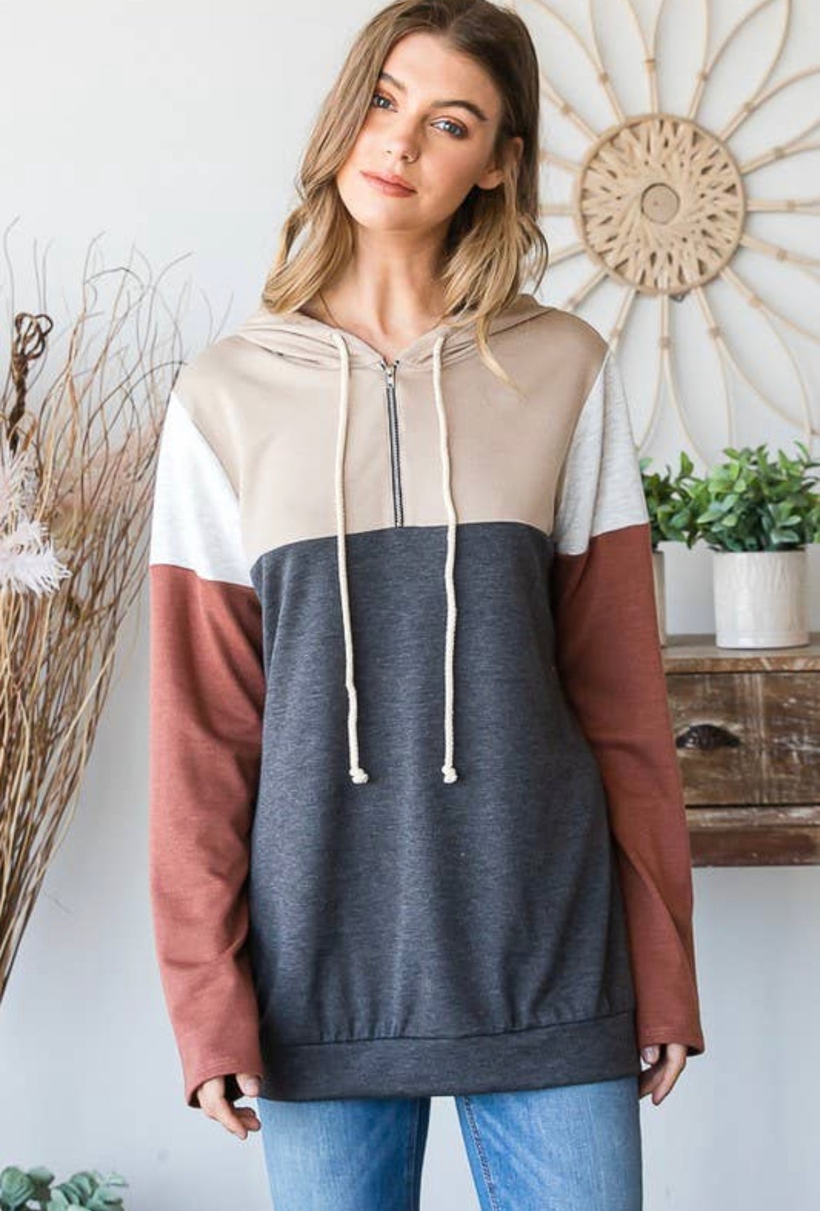 3XL ONLY Outside The Box Color Block Hoodie in Black