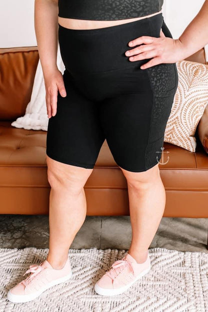 PRE-ORDER Anchored Arrows Soft Stride Bikers Shorts w/pockets